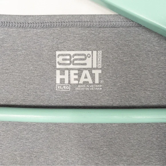 32 Degrees Cozy Heat Long Sleeve Gray Women's Top - Picture 2 of 3